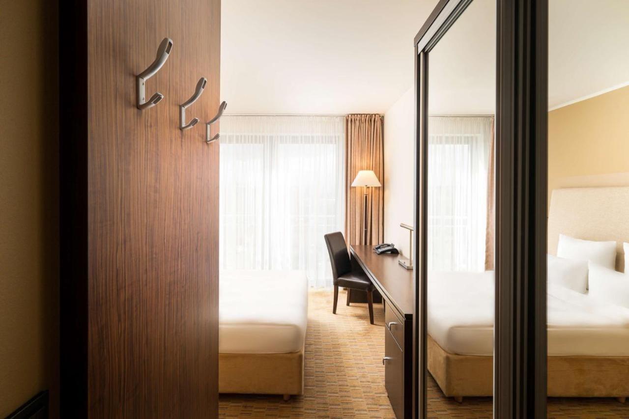 Elaya Hotel Hamburg Finkenwerder Ehemals The Rilano Hotel המבורג מראה חיצוני תמונה