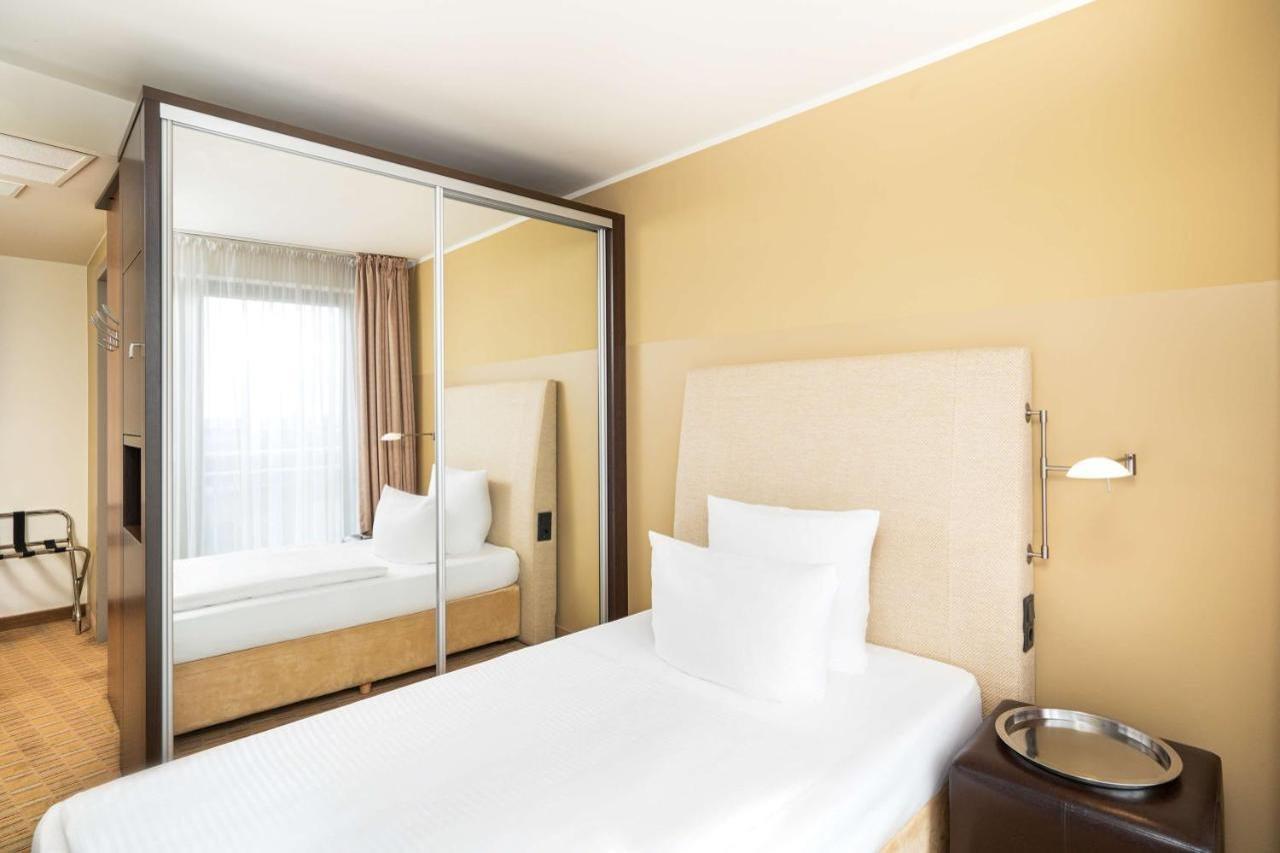 Elaya Hotel Hamburg Finkenwerder Ehemals The Rilano Hotel המבורג מראה חיצוני תמונה